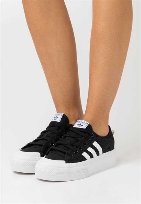 adidas nizza sneaker